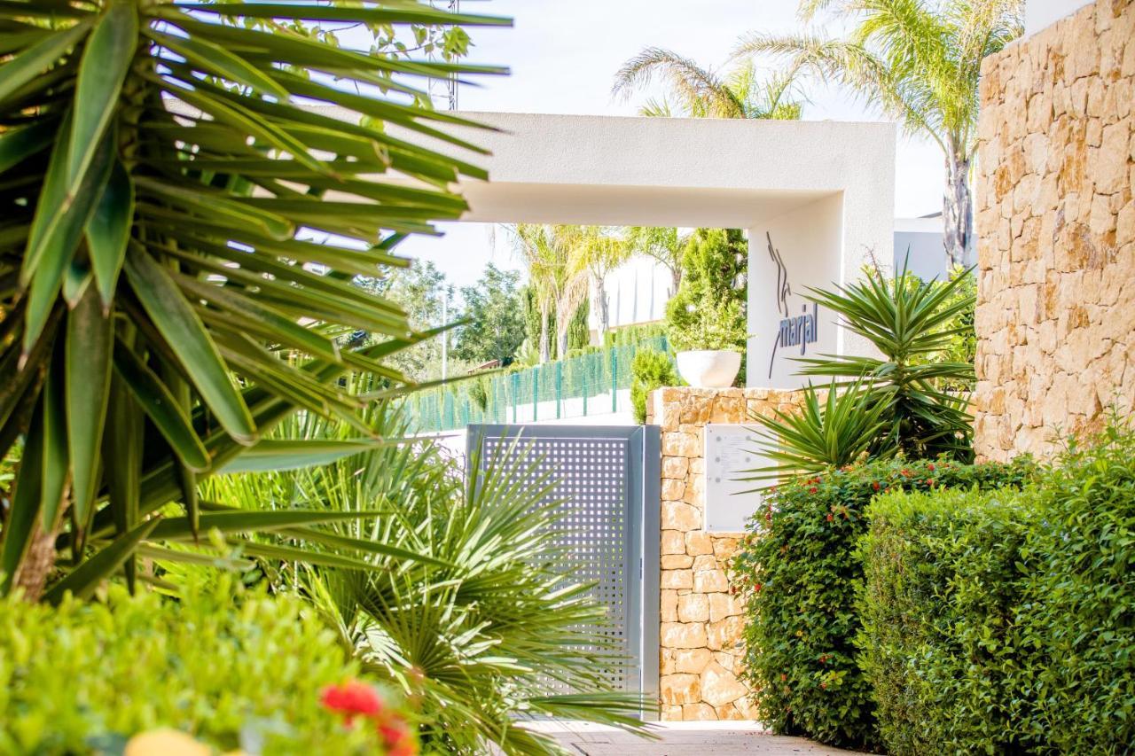 Villa De Lujo โรฮาเลส ภายนอก รูปภาพ